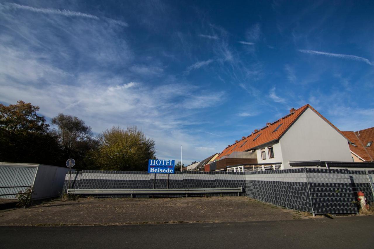 Hotel Heisede Sarstedt Zewnętrze zdjęcie